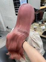 ベレーザシェルト(Beleza scelto)&nbsp;9556シルキーグレーベージュベビーピンク艶髪ハイトーンカラー