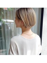 ムア(mua)&nbsp;【mua/鳳/ハイトーンボブ】