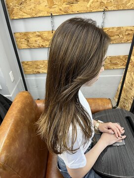 クロムス(clomus) 【clomus  レイヤーカット】