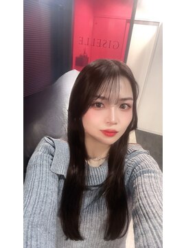 ジゼル(GISELLE) ロングヘア/レイヤーカット