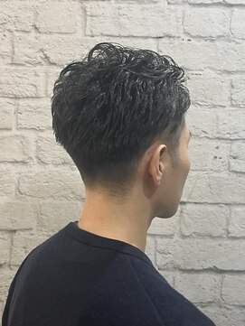 グレイスフル バーバープラチナム 六本木店(Graceful Barber platinum) メンズ/ツーブロック/刈り上げ/七三/アップバング