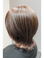 ジールヘアー(GIIL HAIR) ミディアムウルフ