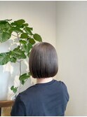 くすみベージュ