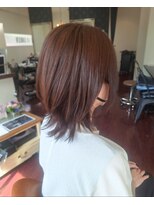 ローレン(LOREM)&nbsp;レイヤーカット×ミディアム10.15暗めカラー