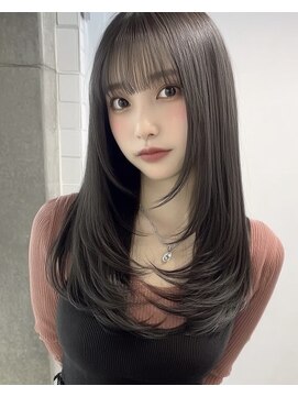 オンク 新宿(onk) 黒髪/グレーベージュ/レイヤーロング/前髪パーマ[新宿駅]