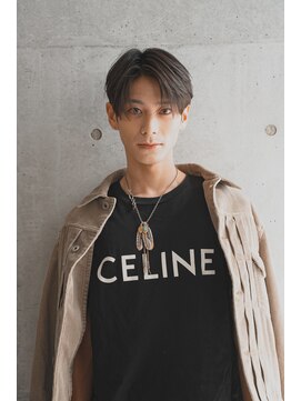 レイズアンダーバーホワイト(RAISE by _WHITE) 大分美容室/センターパート/メンズカット