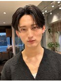 毛流れセンターパートニュアンスフェザーパーマ1
