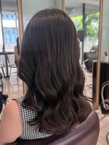 アメリ バイ アピッシュ(Amelie by apish)&nbsp;コテ巻き風パーマ韓国風パーマミディアムパーマ前髪パーマ