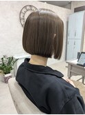 シンプルな切りっぱなしボブ×アッシュベージュ◇