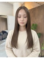 零秒女髪 千里丘店&nbsp;透明感溢れる美髪艶カラーの上品ロング髪質改善艶髪まとまり艶感