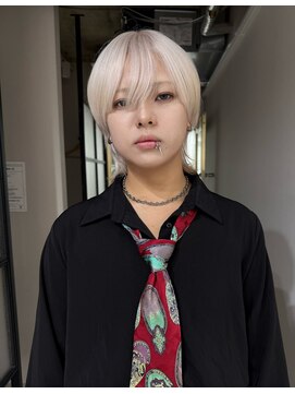 ココ 横浜(coco) 中性ウルフ