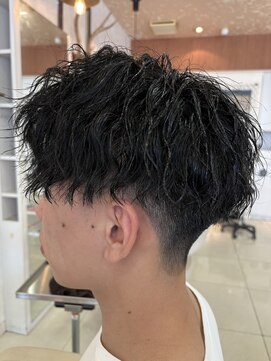 アール 滝ノ水店(#arl) ツーブロックツイストスパイラルパーマ