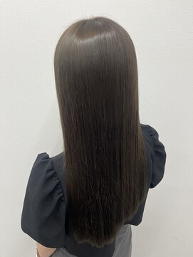 カリネバイフィエル(CALINER by Fier) 艶感グレージュ◎