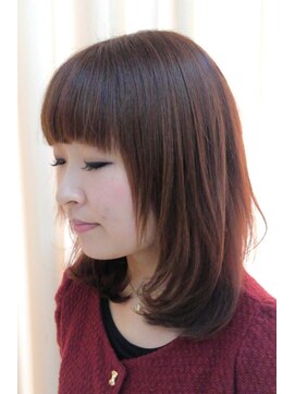 ワンワールド 豊平区 美園店(One World) ナチュラルミディアムボブ