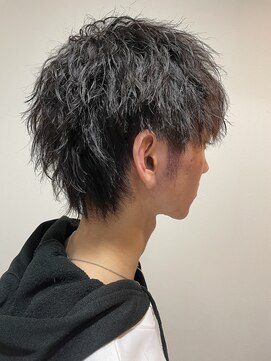 ラグーナ(Laguna) レイヤーベースのツイストパーマ