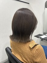 セカンド(Second)&nbsp;Second   ×　外ハネスタイル