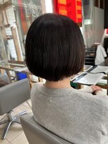 スタジオ アルファプラス 日暮里店(studio α+)&nbsp;ステップボーンカットカットボブショートハイライト白髪ぼかし