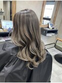 バレイヤージュ、ハイライト、レイヤーロング、グレーベージュ