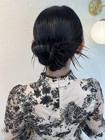 ソノ(sono)&nbsp;カチモリヘア　個性派アレンジ　タイトヘア　お呼ばれヘア