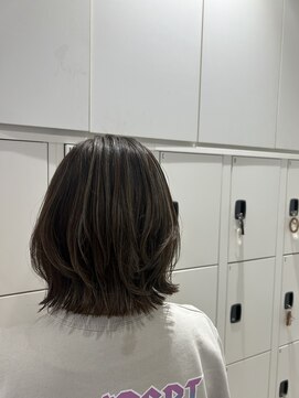 ケンジ 平塚 アネッタ(KENJE annetta) アッシュハイライト