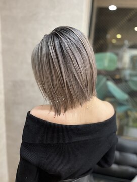 リエンス(RIENS) 【RIENS】シャドウルーツ×馬越麗奈『ブリーチ』