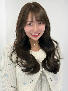 アイドットプラスフェリシア 表参道(i.+FERiCIA.) 32ミリのコテで作るウェーブ巻き