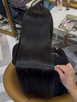 ロンドアベニール 北千住(Lond avenir) オリーブグレー/韓国風巻き/レイヤーカット/髪質改善/縮毛矯正