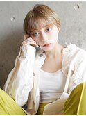 丸みショート×ハイトーンカラー