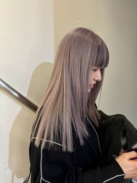 ブローチ(brooch) グレーベージュ ケアブリーチ 静岡 草薙