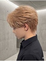 ビジェ(Bijje) 53. リバースセンターパート/レイヤー/ベージュ/ブリーチ