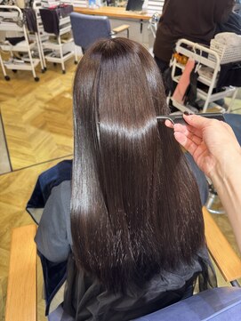 リビーチ ヘア リゾート 赤羽(Rebeach HAIR RESORT) 艶サラロングストレート