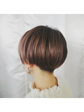 メロッテ ヒャクジュウイチ(Melotte 111) ハンサムショート