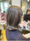 外はねボブ×グレージュカラー