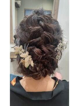 いとをかし美容室 編み込みヘアセット