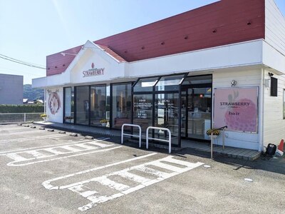 ストロベリー 羽咋店(STRAWBERRY)