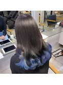 グラデーションの裾ブリーチでブルー系カラー/裾カラー