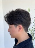 フェザーパーマニュアンスパーマかきあげ黒髪前下がりマッシュ
