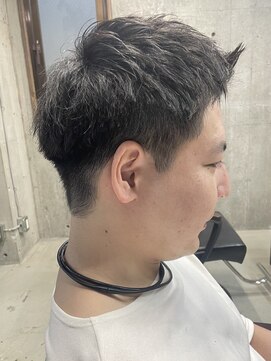 フイ 新宿3丁目(Hui) ハイトーンカラー/マッシュパーマ/アースカラー/men's/