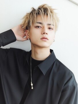 ユーフォリア 新宿通り(Euphoria) 短髪ツーブロック束感モテるハイトーンシークレットパーマ流行