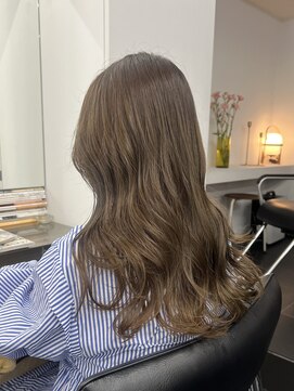 シベルバレー 横浜(sibell) ブリーチなし/オリーブベージュ/ロング