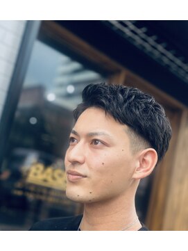 ベース(BASE) cafe&barber BASE 王道スパポリスタイル