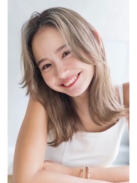 エイチ(H eitf) H【eitf】 原宿 表参道