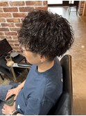 ハンサムショートレイヤーカットミルクティーベージュハイトーン