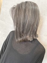 オリ(‘Oli)&nbsp;細めコントラストハイライト＿プラチナグレイジュ