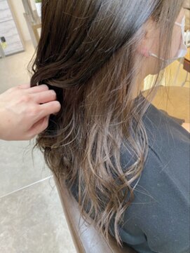 カプア 仙台駅前店(Kapua) インナーカラーケアブリーチミルクティーベージュ