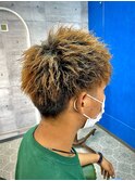 短髪キツめツイストパーマ