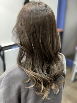 ヘアーデザイン フェローズ(Hair Design Fellows) ロングボブ