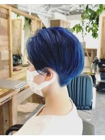 サーティースリー 石川町店(Thirty3)&nbsp;ブルー刈り上げショート