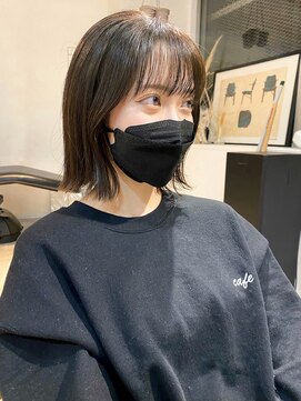 ユール(JUHL) レイヤーボブ｜つやブラウンカラー｜前髪