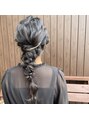 トゥーユー(II U)&nbsp;お呼ばれや"特別な日"に黒髪でも可愛いヘアアレンジ♪